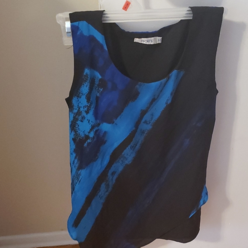 Women's clothing